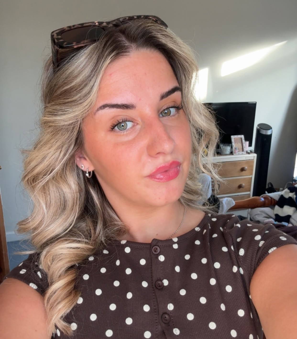 Holly of Holly Sydenham Beauty